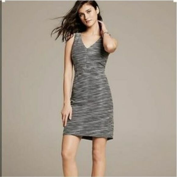 BANANA REPUBLIC Woven Black and White Tweed Sheath Career Dress - Picture 1 of 13